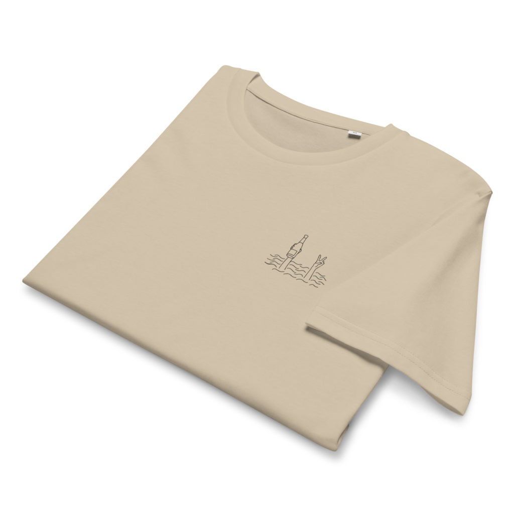 Peace & Cheers - Unisex Bio-T-Shirt – Bild 2